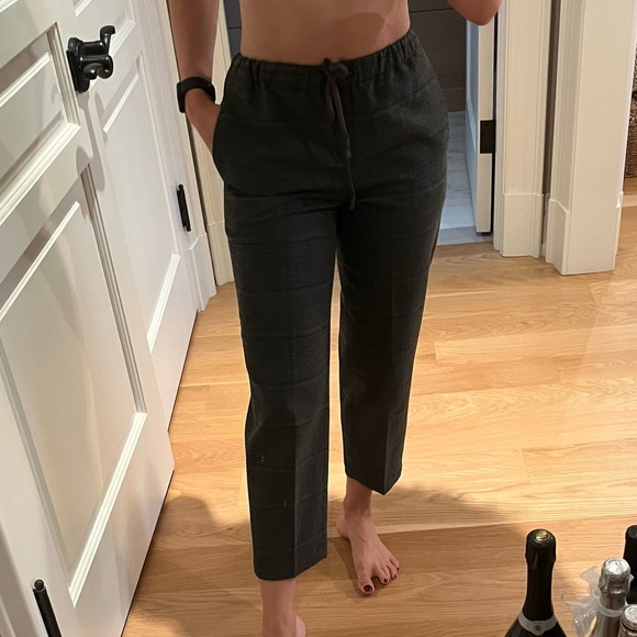 Aritzia Babaton Grey Plaid Trouser - Picture 5 of 5